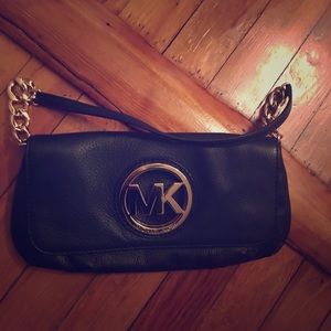 MK clutch